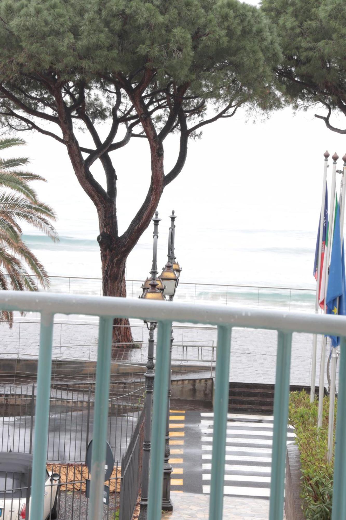 Hotel Majestic By Lvg Hotel Collection Alassio Eksteriør bilde